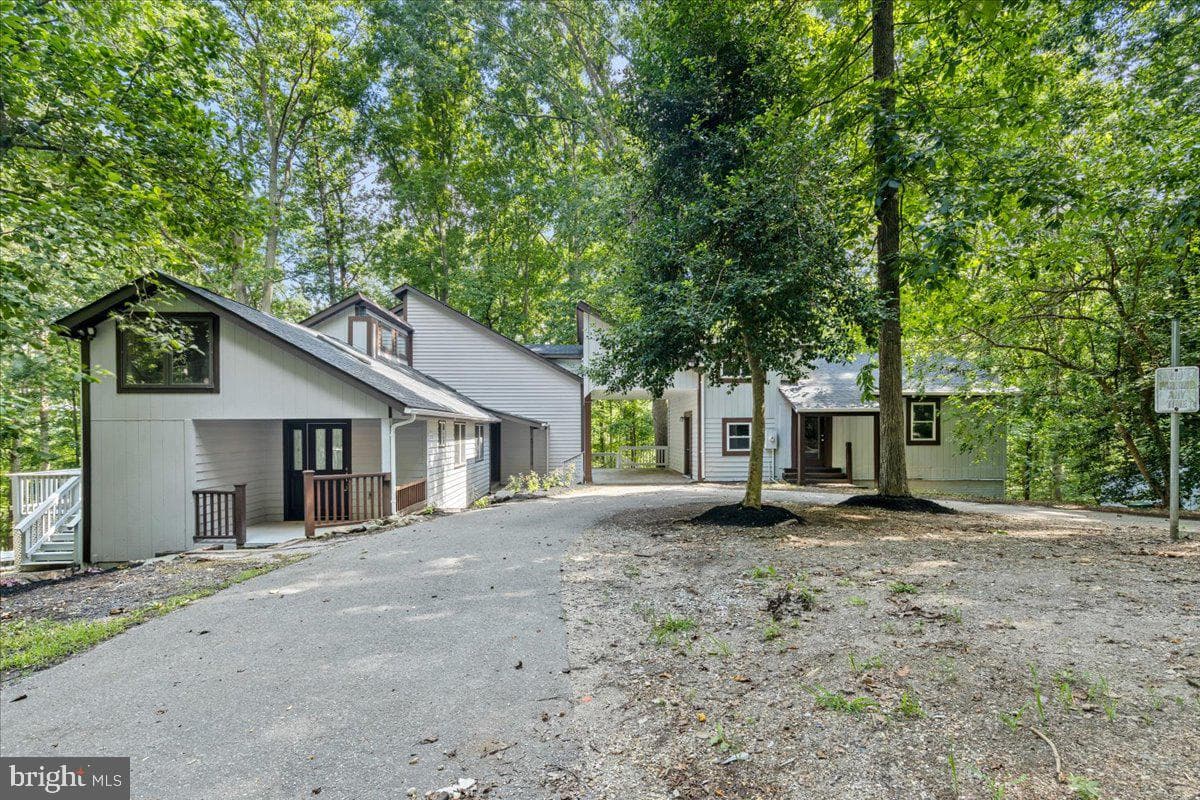 3050 Patriot Lane