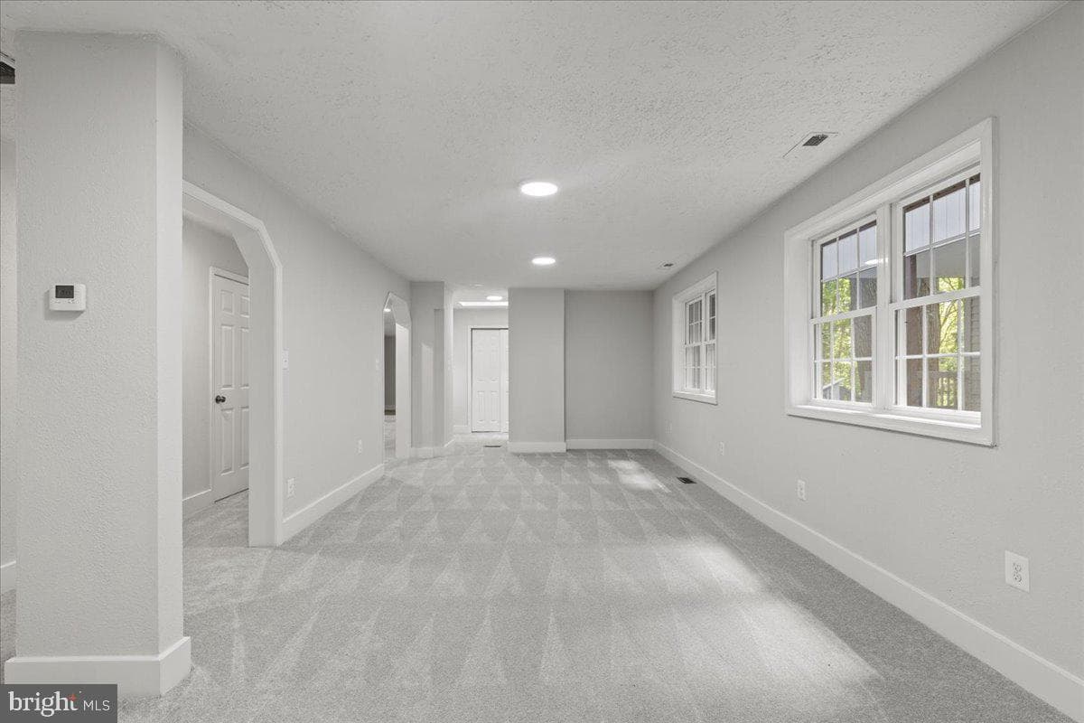 3050 Patriot Lane photo 5