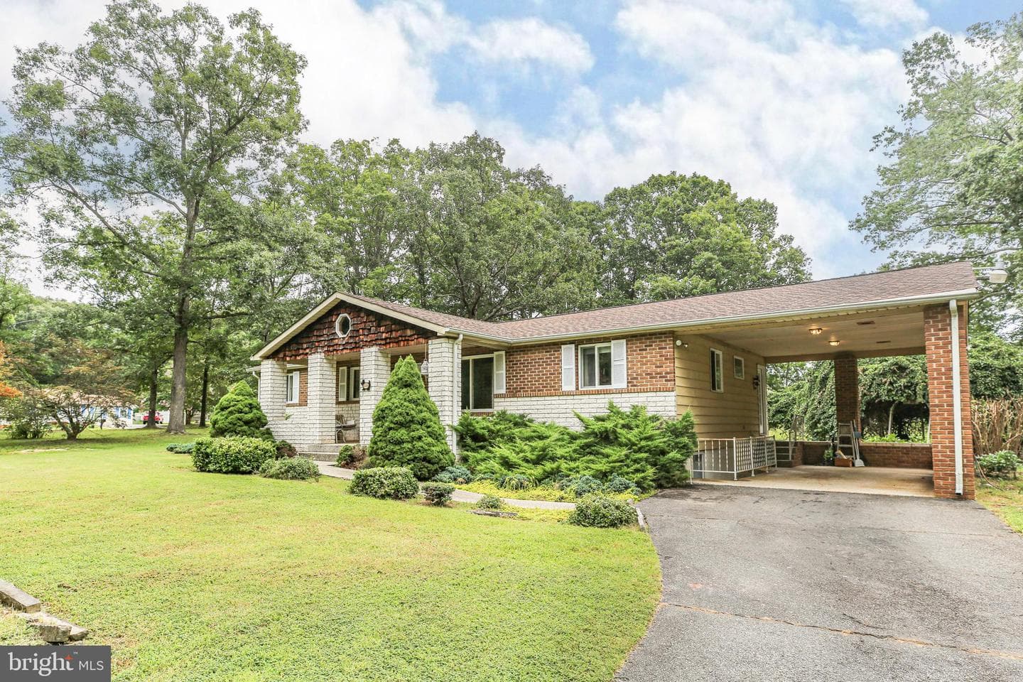 212 Lando Drive photo 4