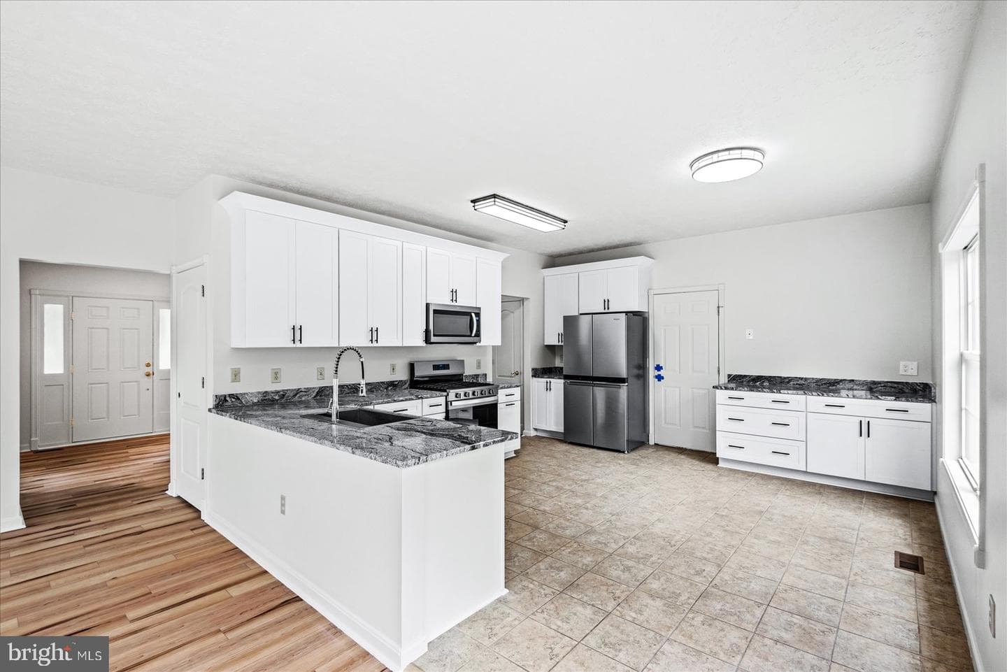 11411 Reed Road photo 11