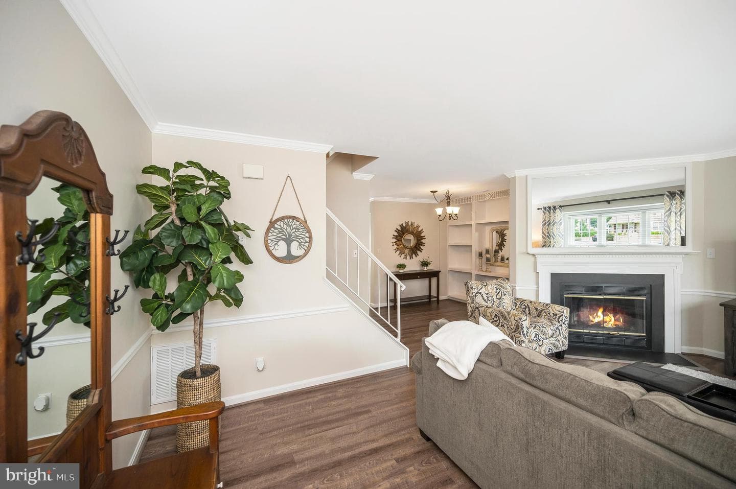 5170 Dominion Drive photo 3