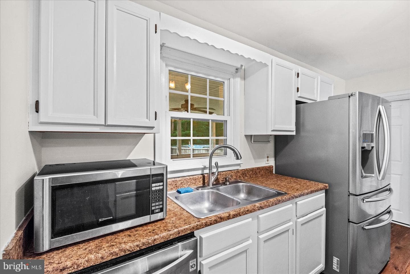11015 Abbey Lane photo 10