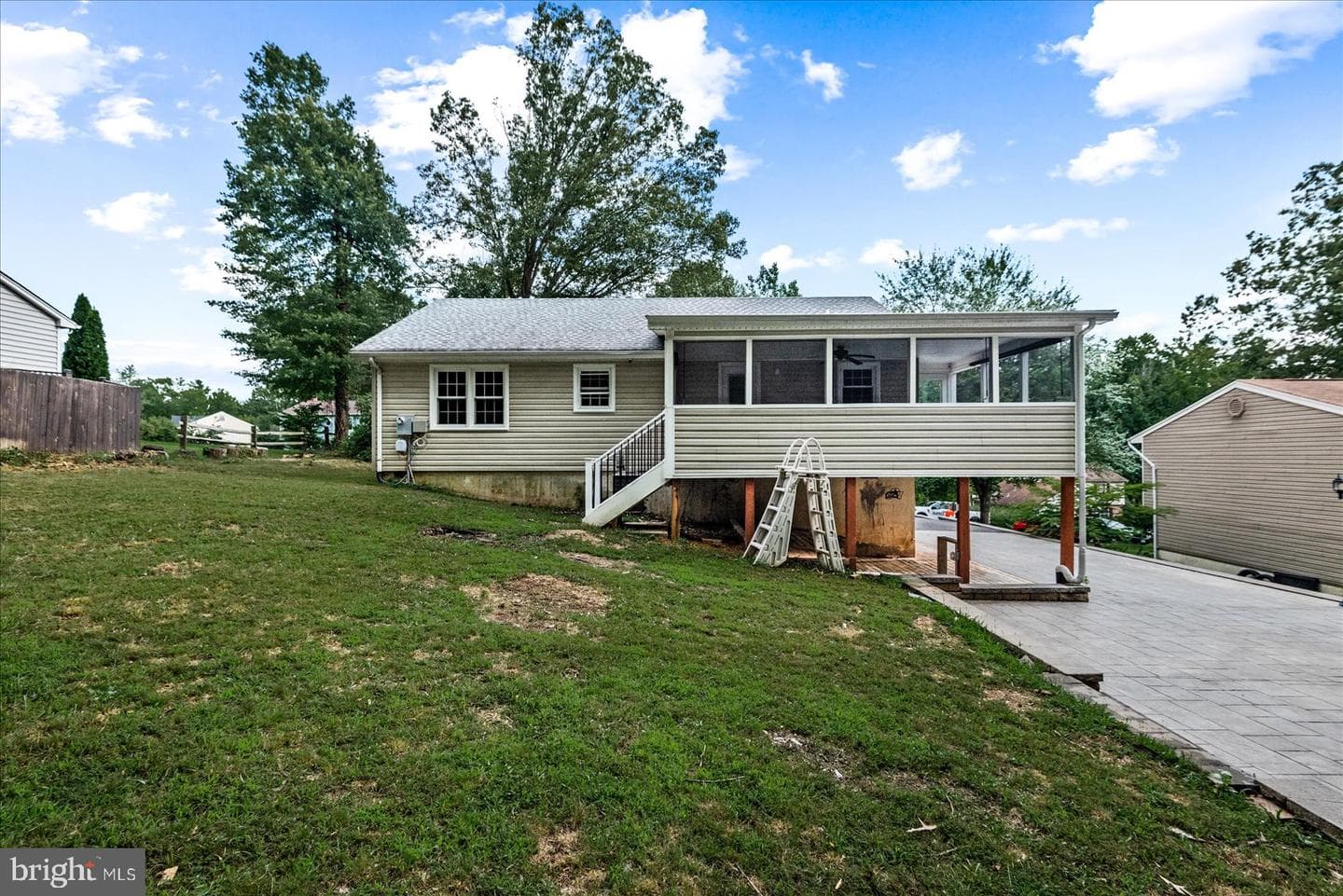 11015 Abbey Lane photo 23
