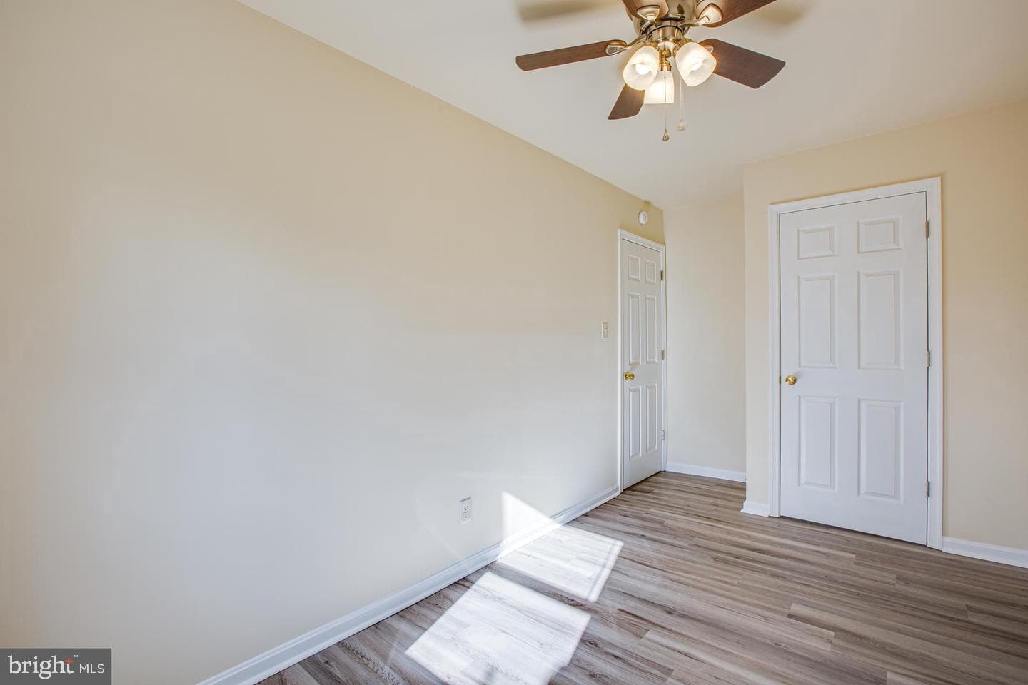 410 Olde Greenwich Circle photo 12
