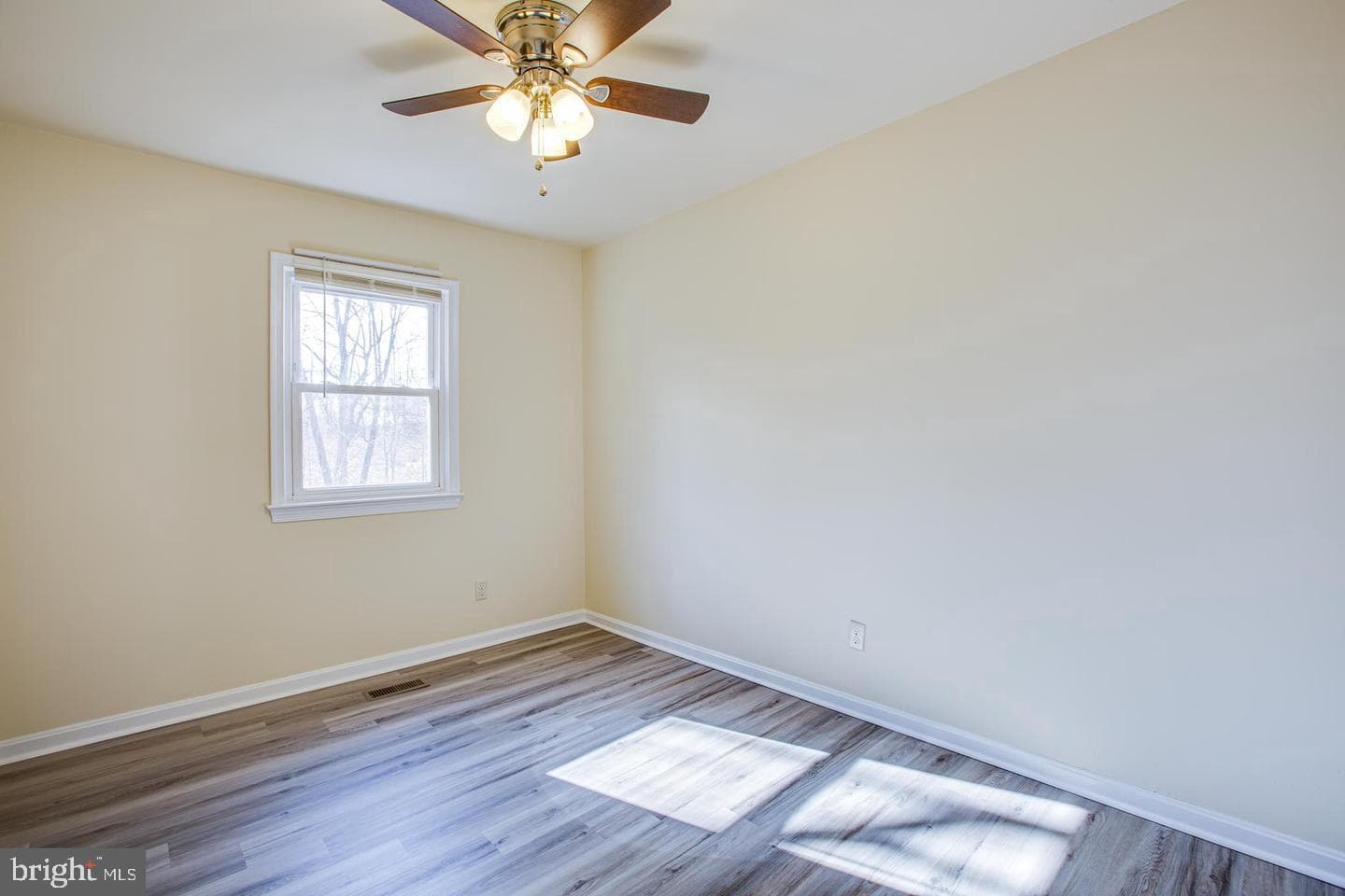 410 Olde Greenwich Circle photo 13
