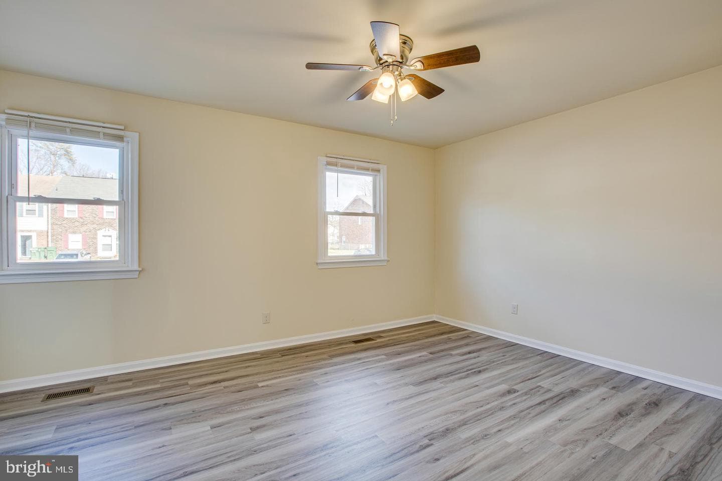 410 Olde Greenwich Circle photo 15