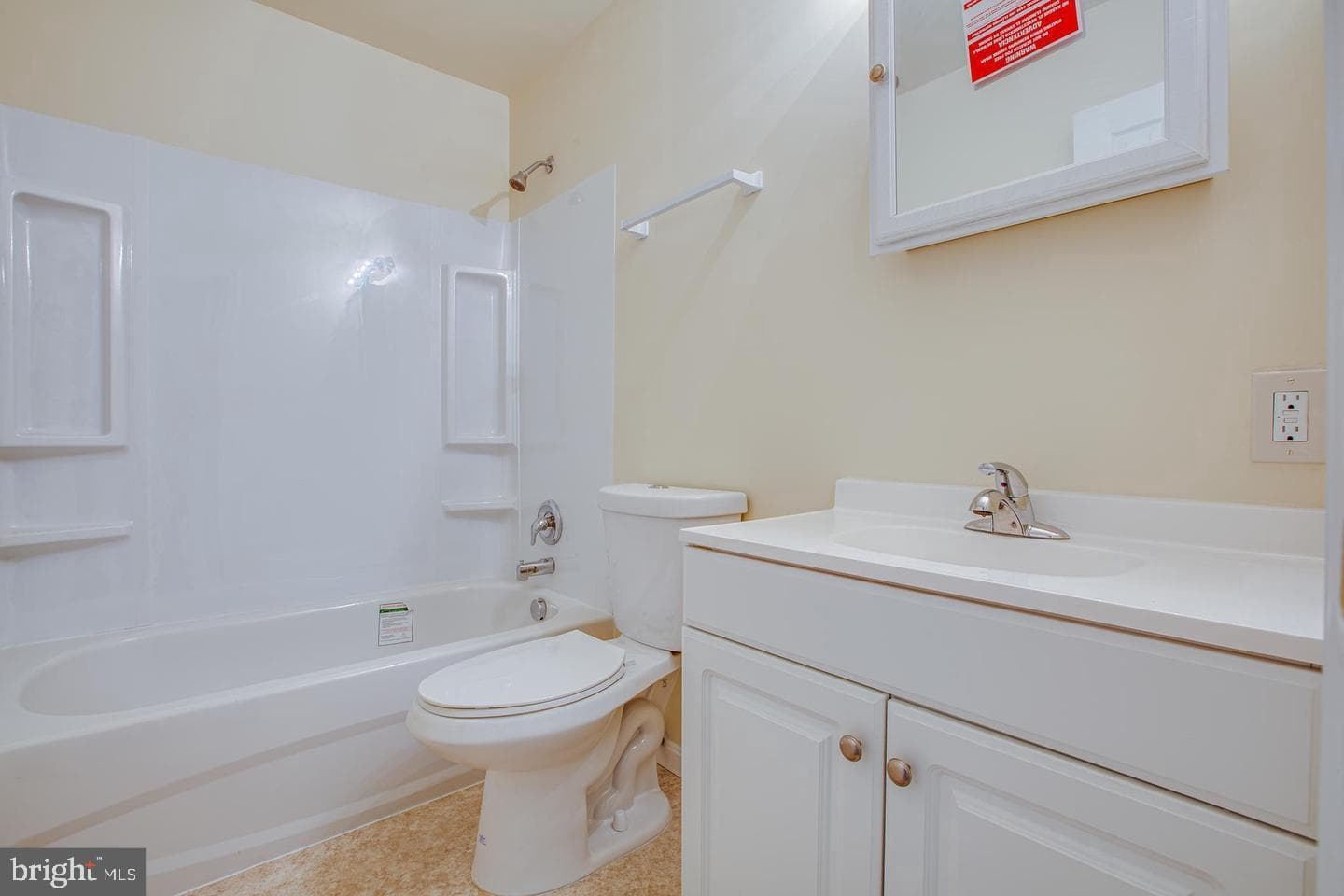 410 Olde Greenwich Circle photo 19