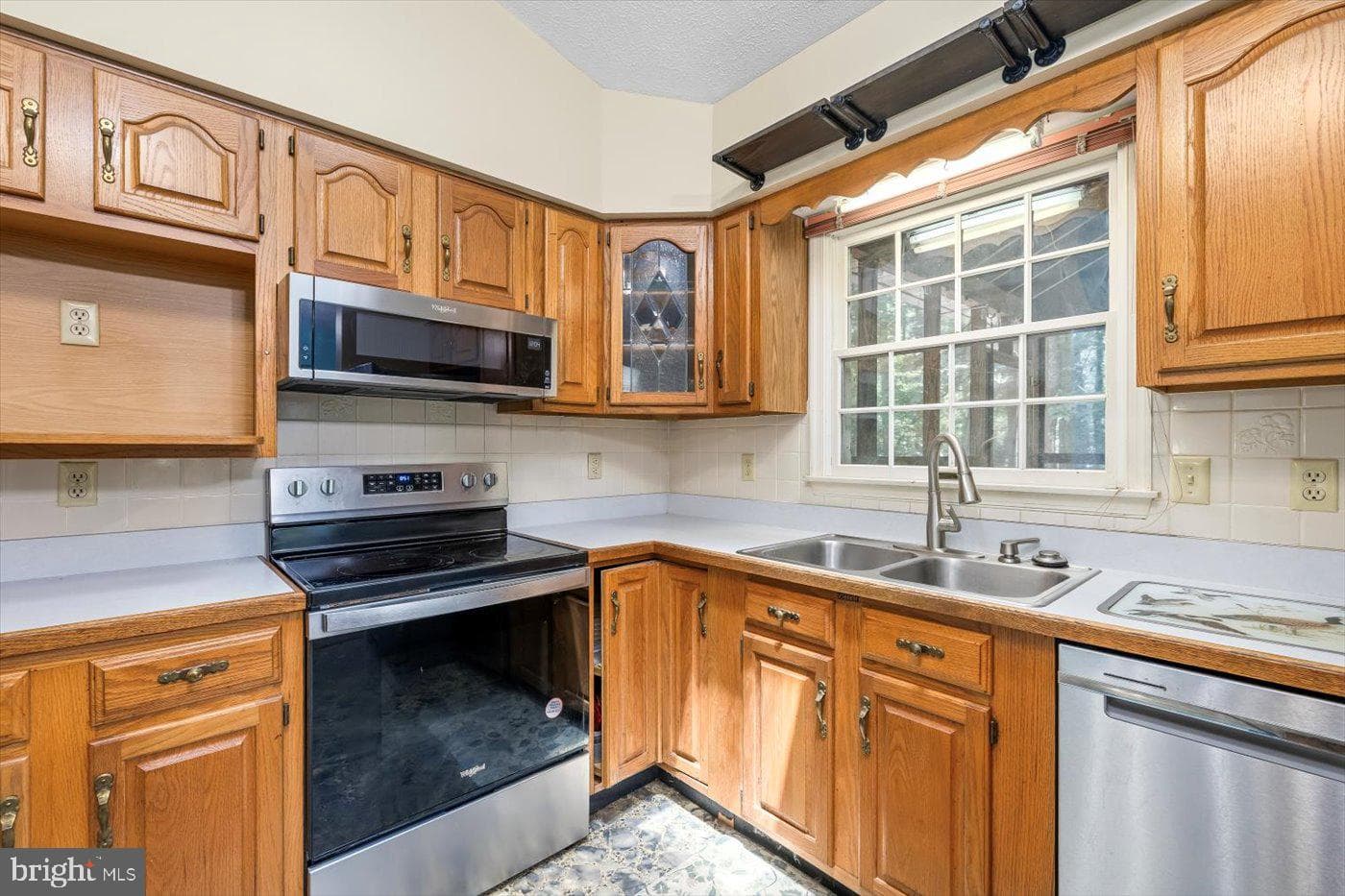 11701 Berry Lane photo 11