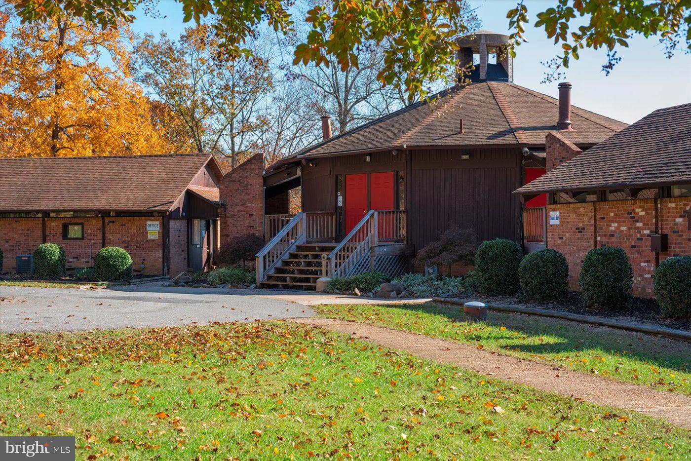 11701 Berry Lane photo 43