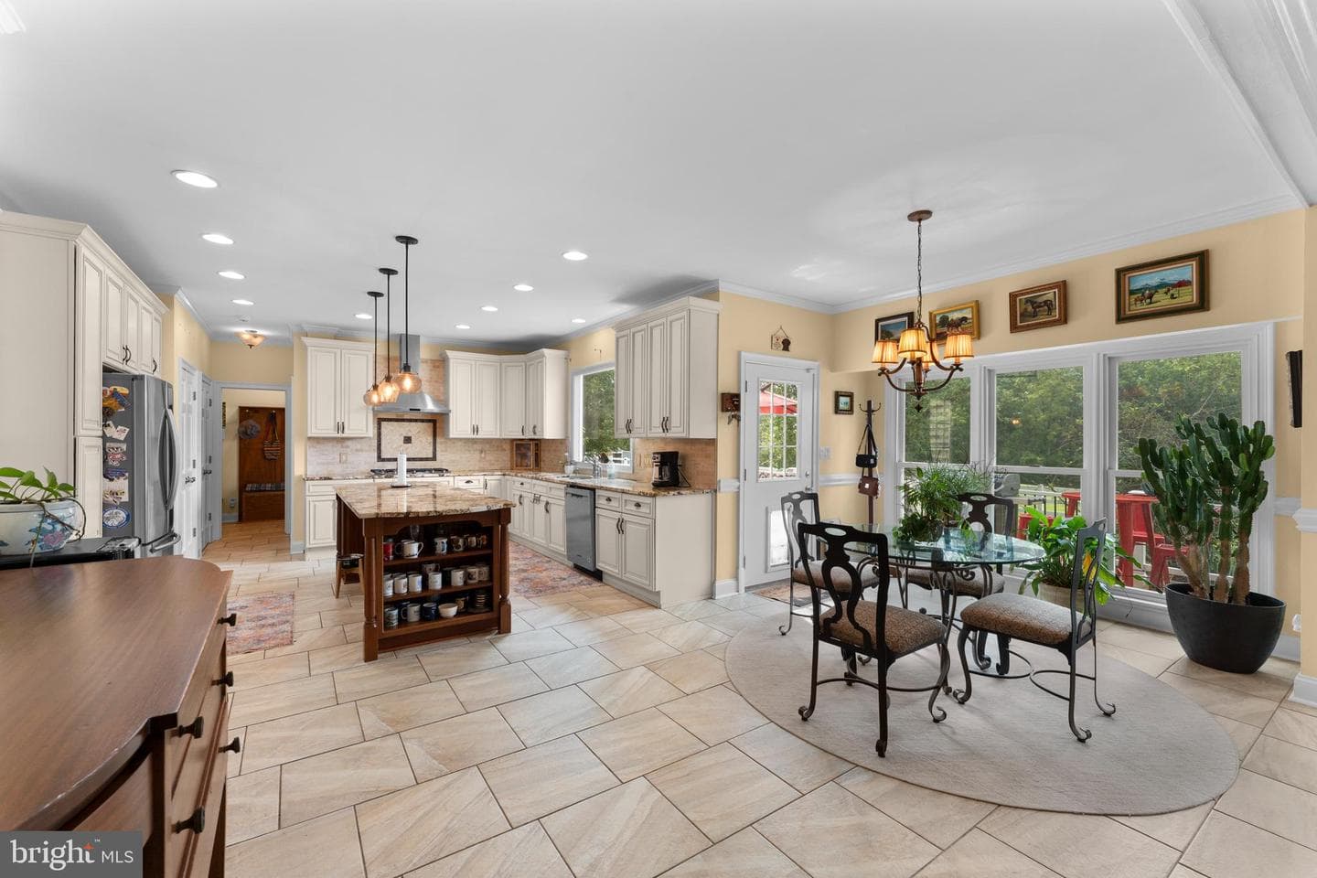7330 Snow Hill Drive photo 19