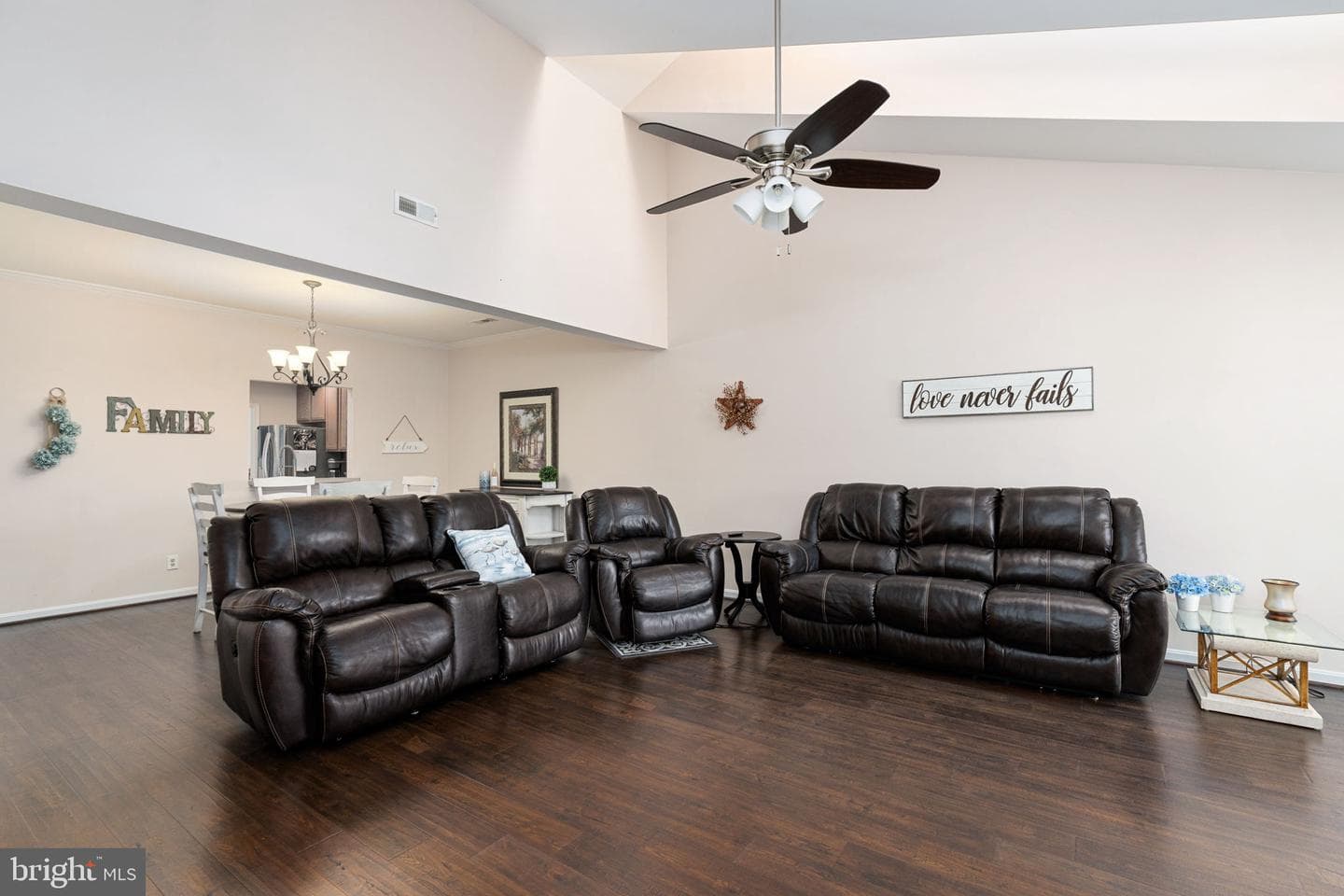 11313 Macon Drive photo 3