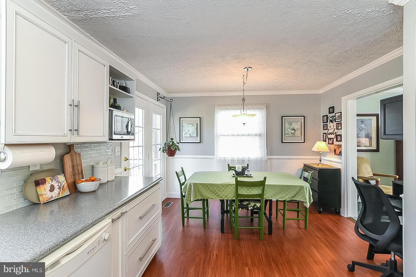 5507 Carousel Street photo 10