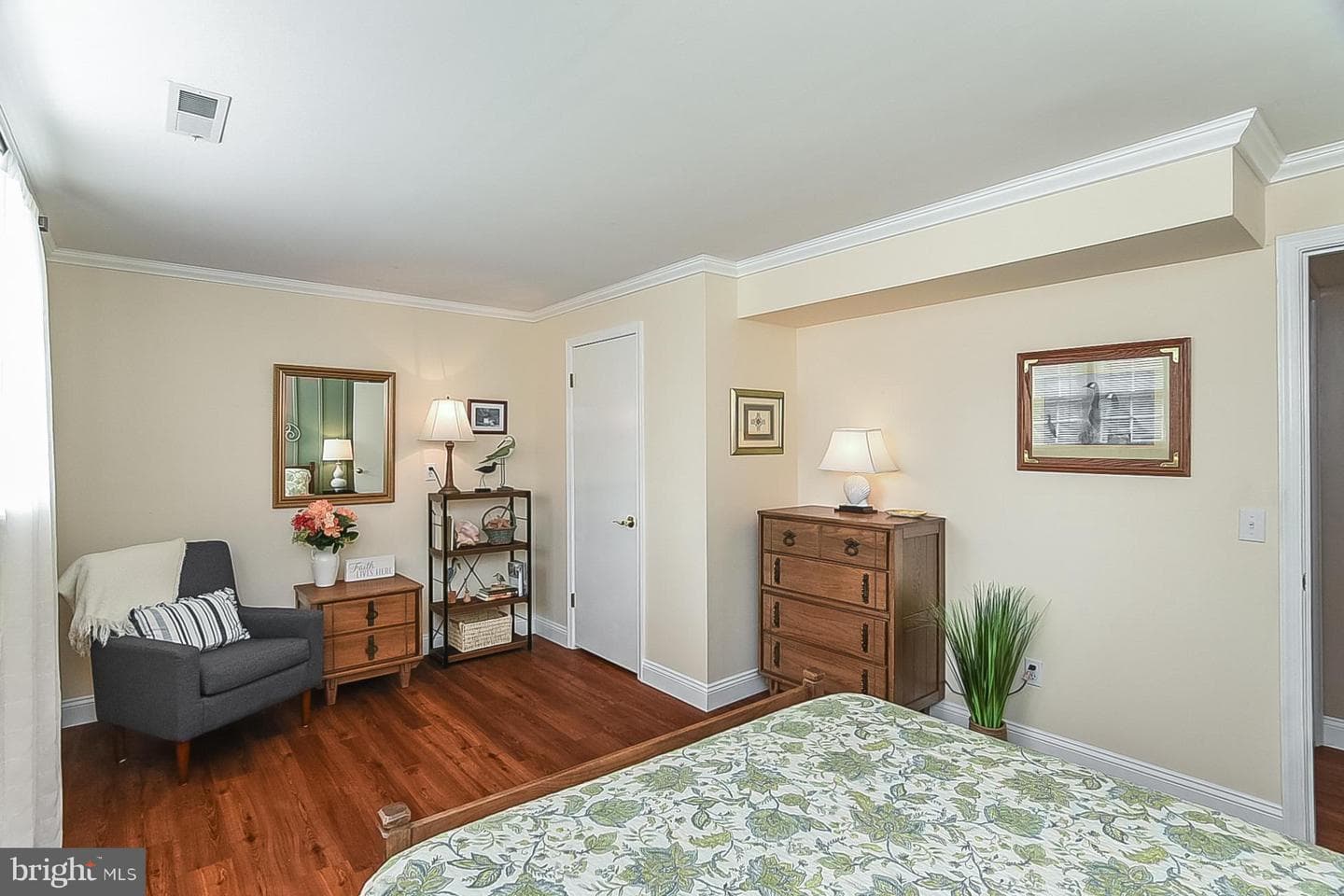 5507 Carousel Street photo 27