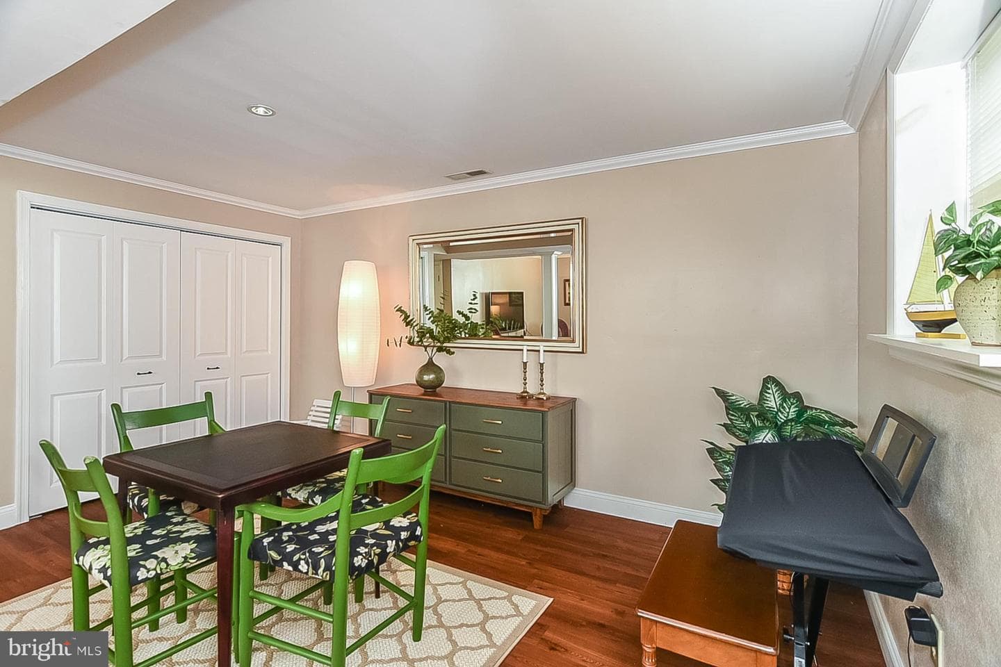 5507 Carousel Street photo 34