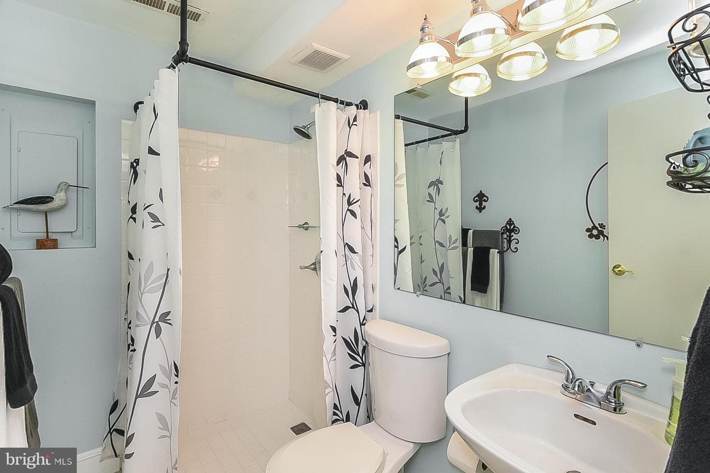 5507 Carousel Street photo 37