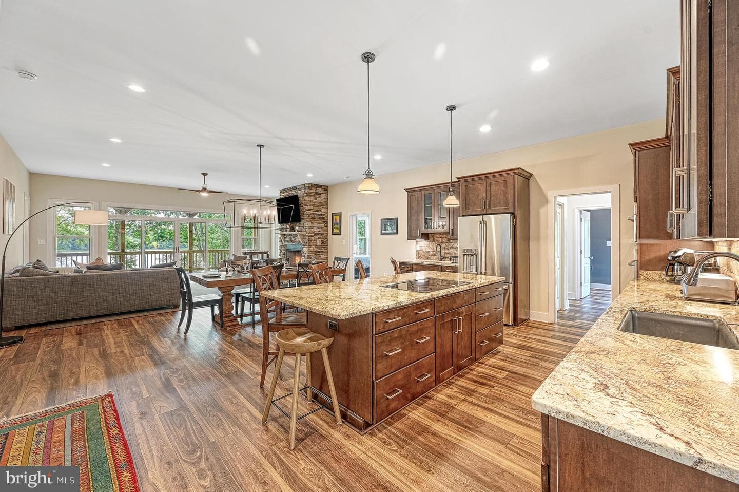 5727 Private Road photo 5