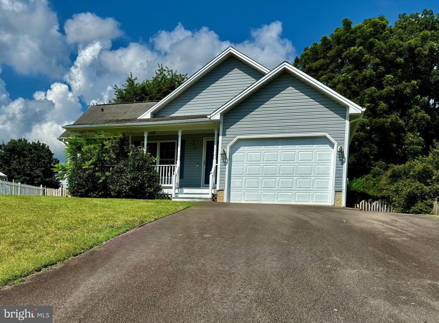 9903 Bethwood Drive photo 1