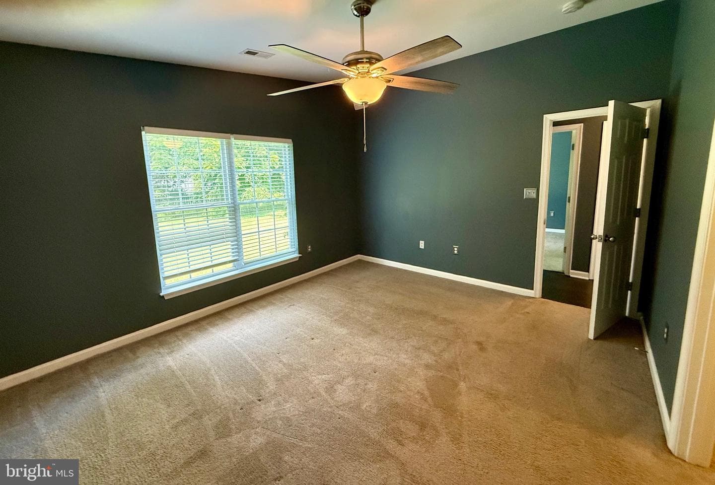 9903 Bethwood Drive photo 3