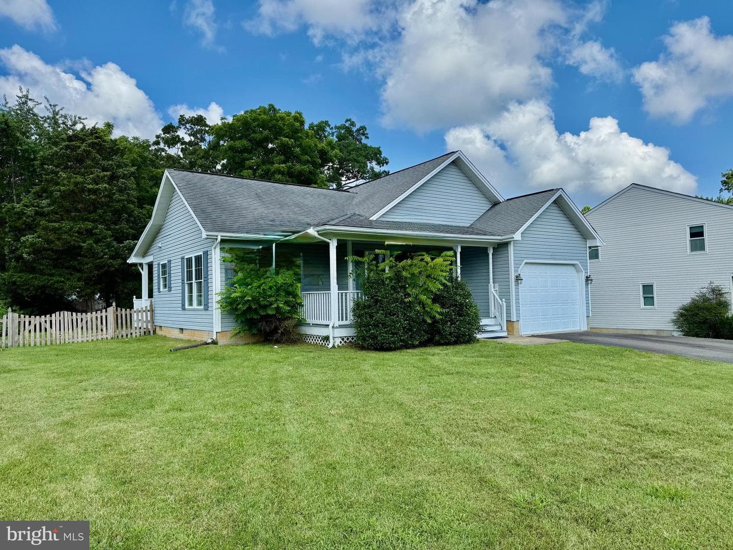 9903 Bethwood Drive photo 5