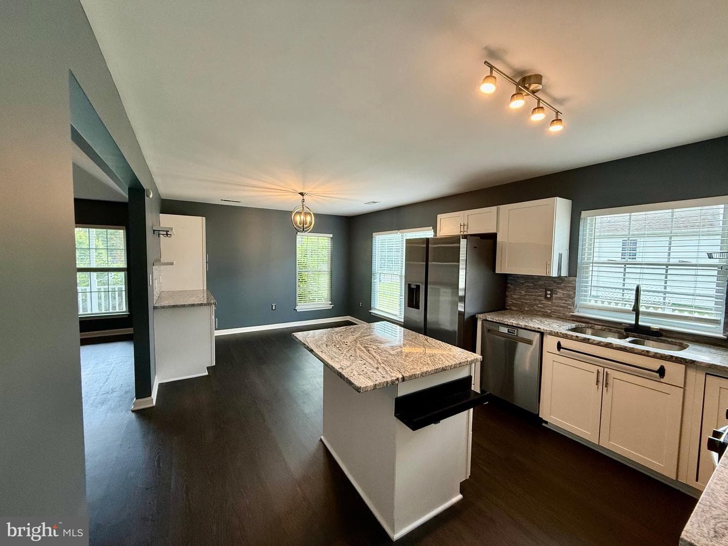 9903 Bethwood Drive photo 8