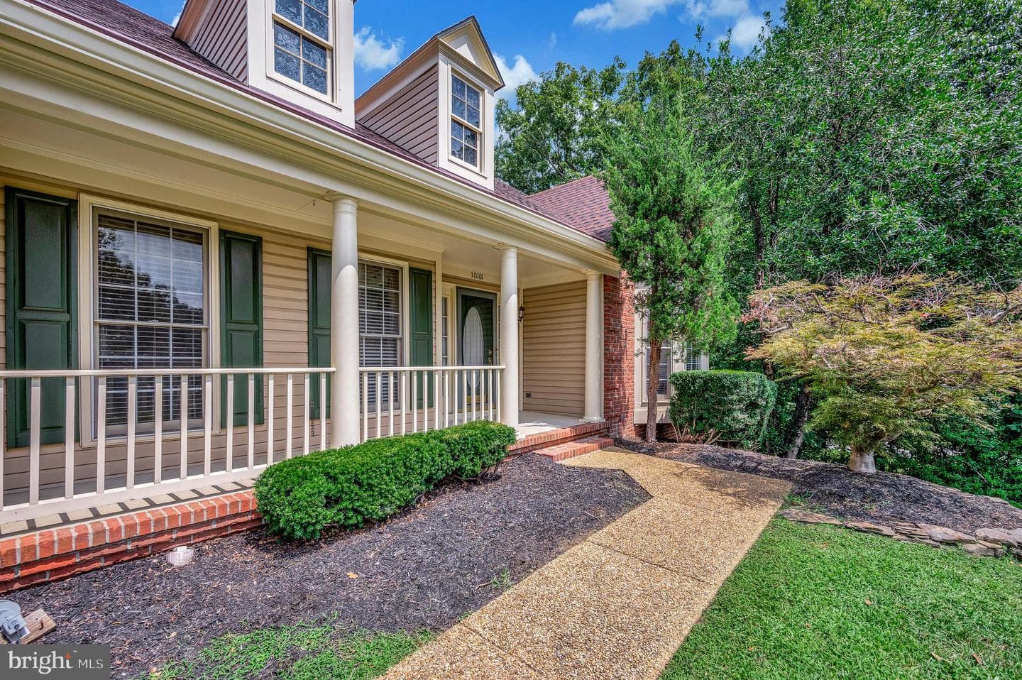 10101 Fullerton Court photo 22
