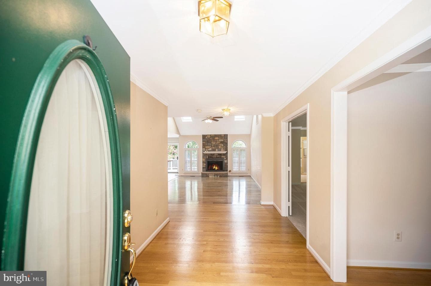 10101 Fullerton Court photo 25