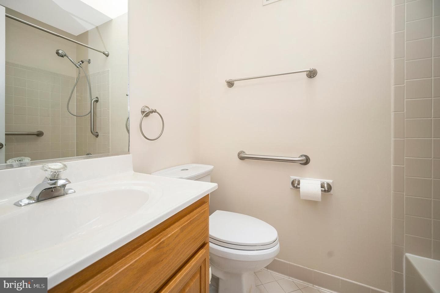 10101 Fullerton Court photo 56