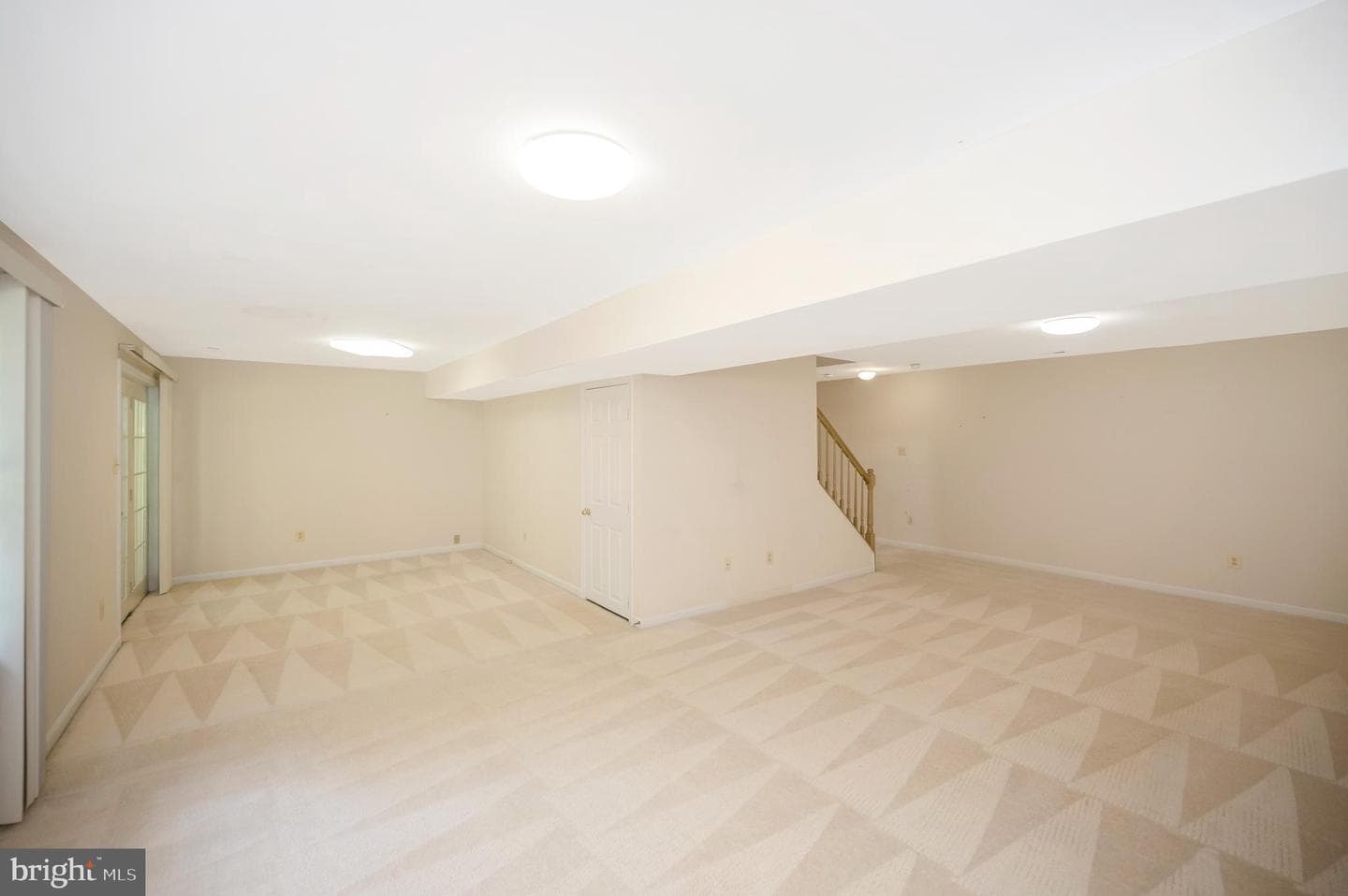 10101 Fullerton Court photo 8