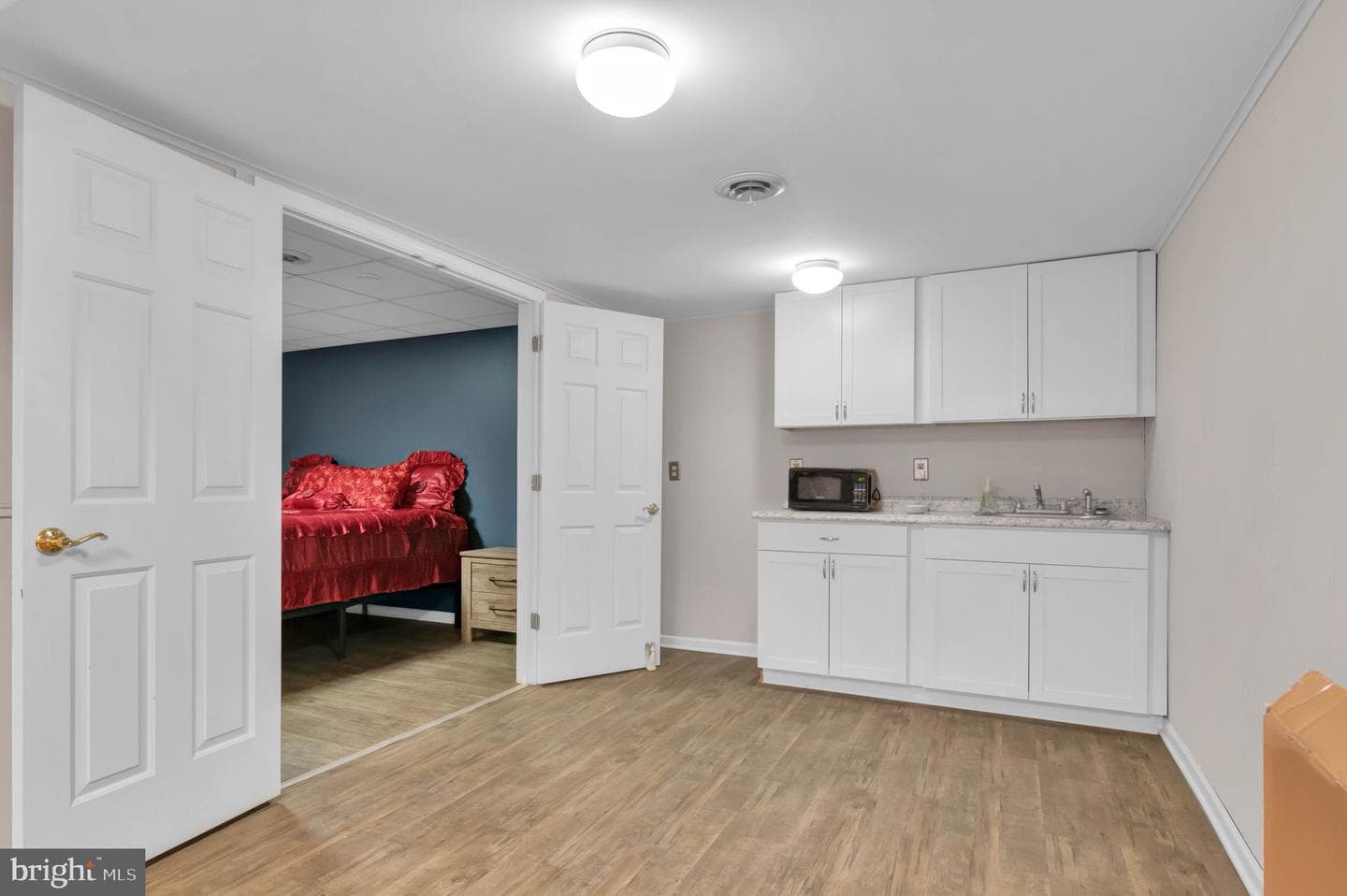 10404 Amherst Circle photo 23