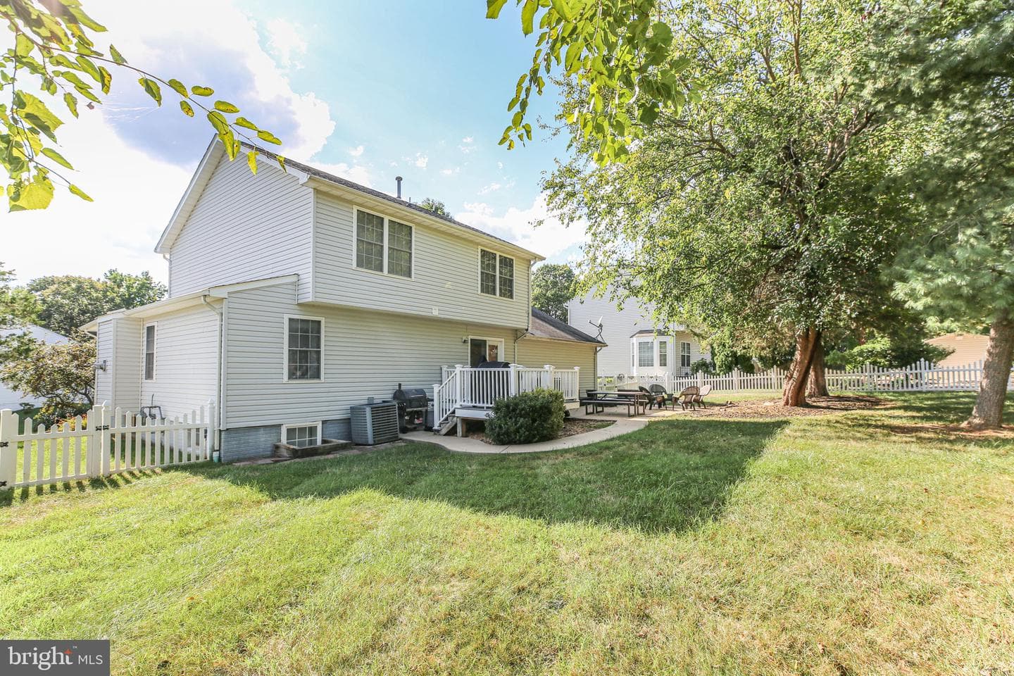 10403 Norfolk Way photo 32