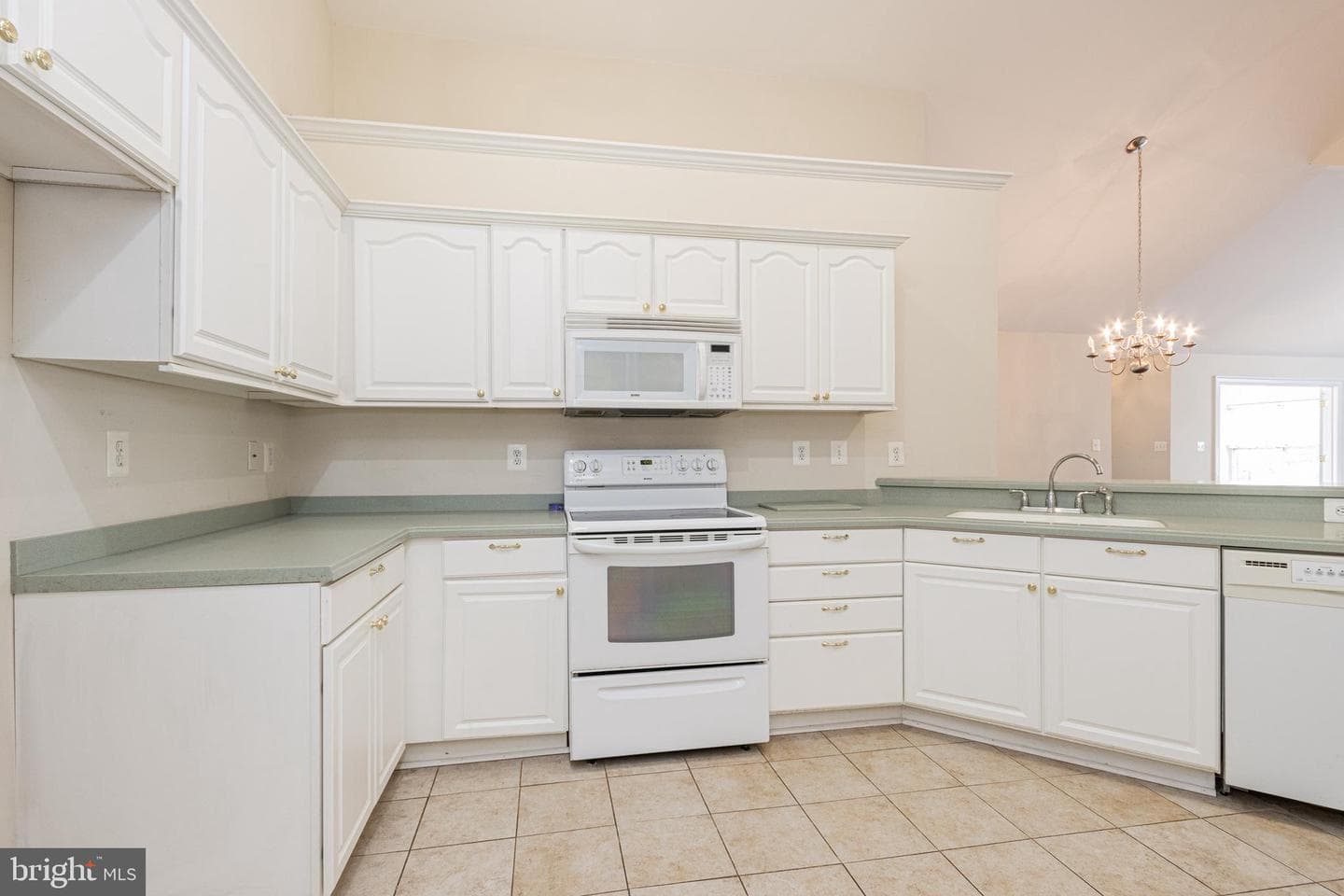 6255 Autumn Leaf Drive photo 10