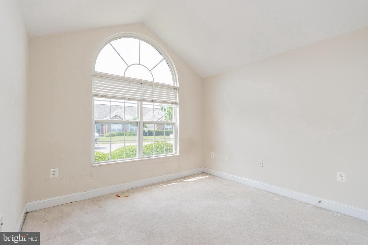 6255 Autumn Leaf Drive photo 14