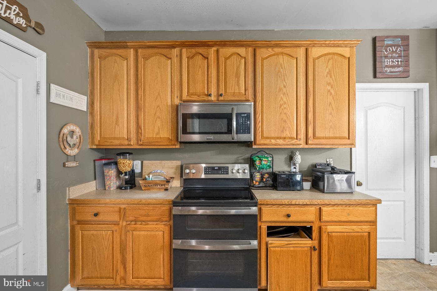 6325 Grace Hill photo 8