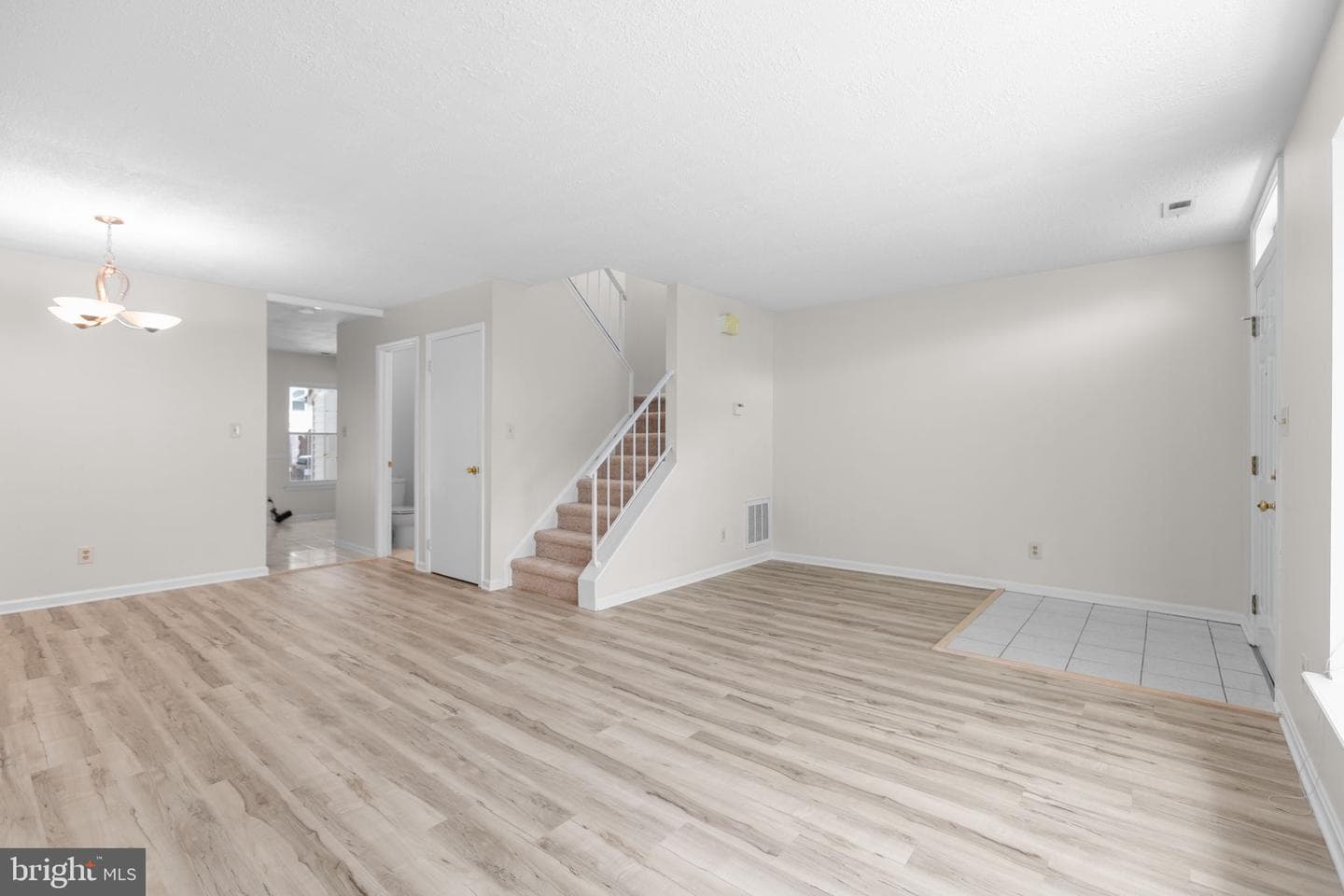 5137 Dominion Drive photo 2