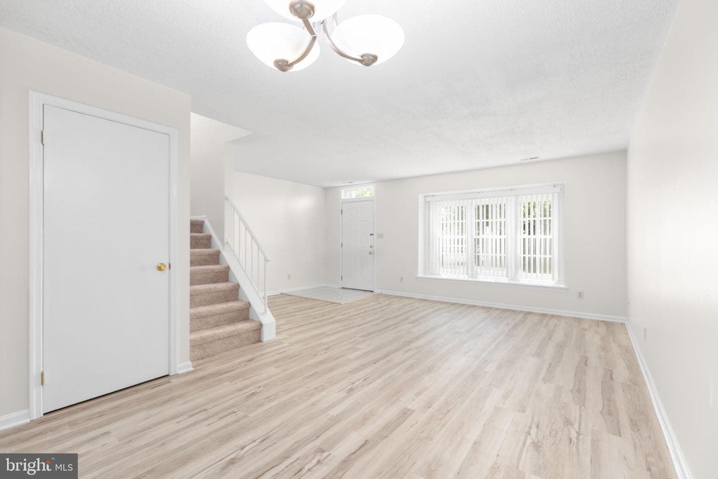 5137 Dominion Drive photo 3