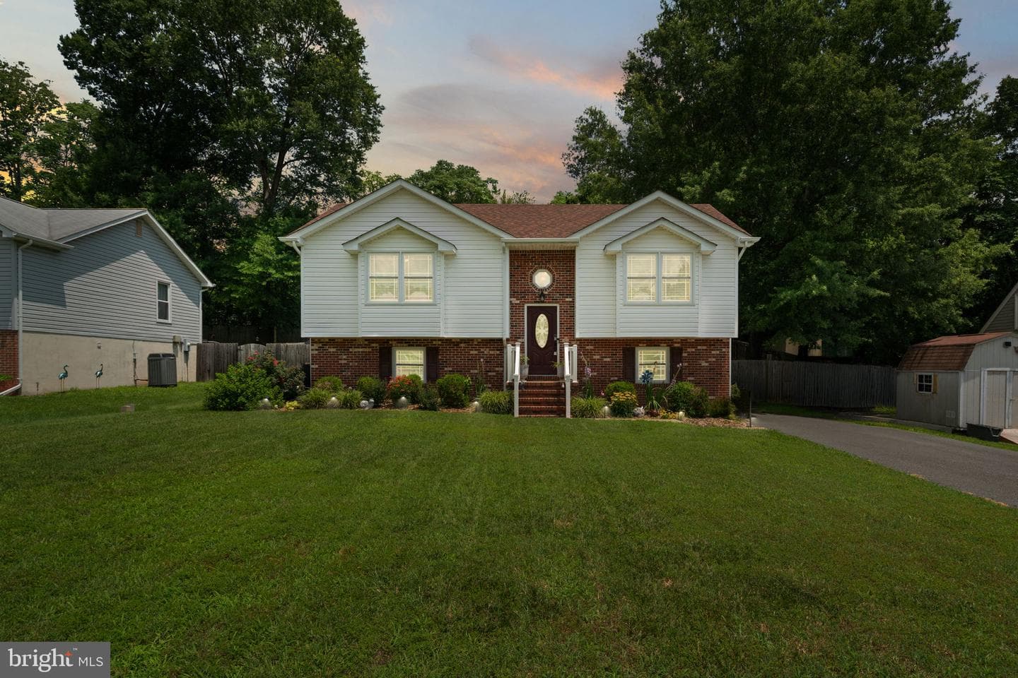 10407 Skinner Hill Drive photo 1