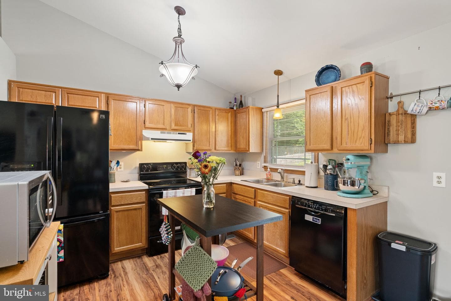 10407 Skinner Hill Drive photo 11