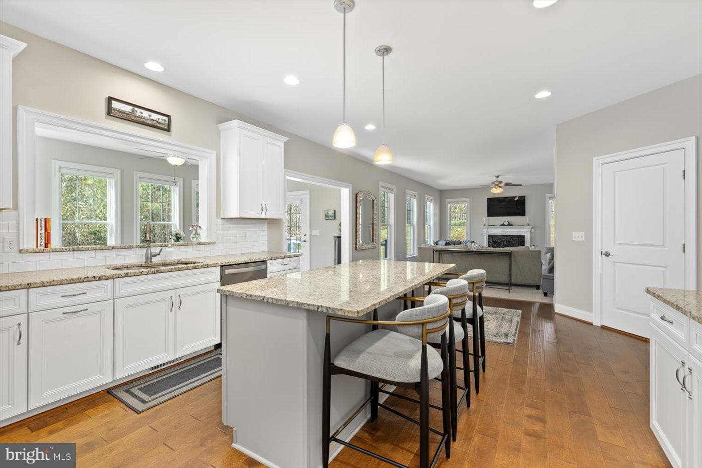 10902 Downton Avenue photo 18