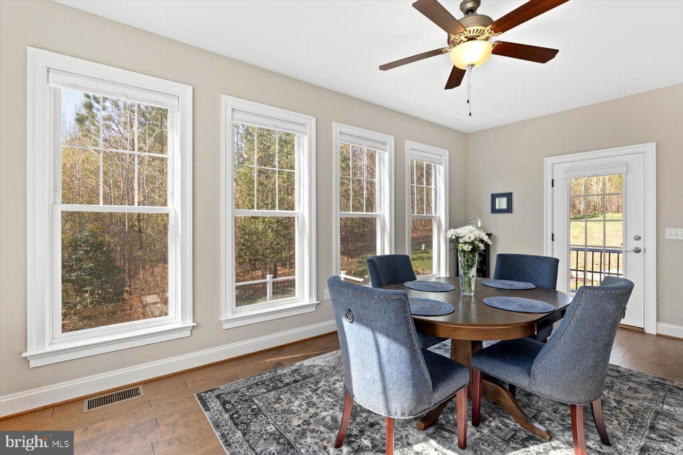 10902 Downton Avenue photo 26