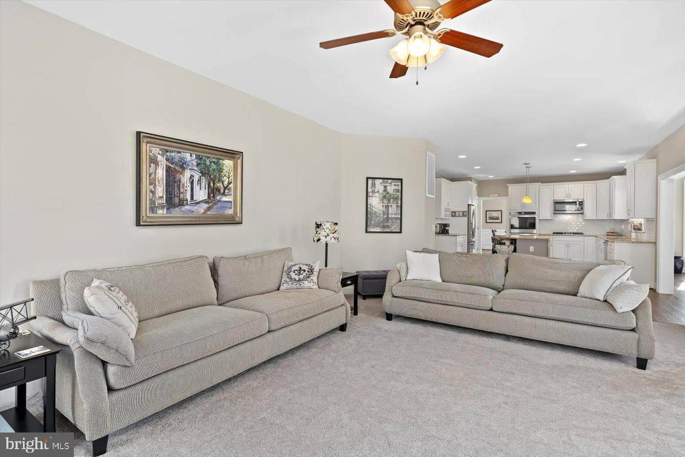10902 Downton Avenue photo 29