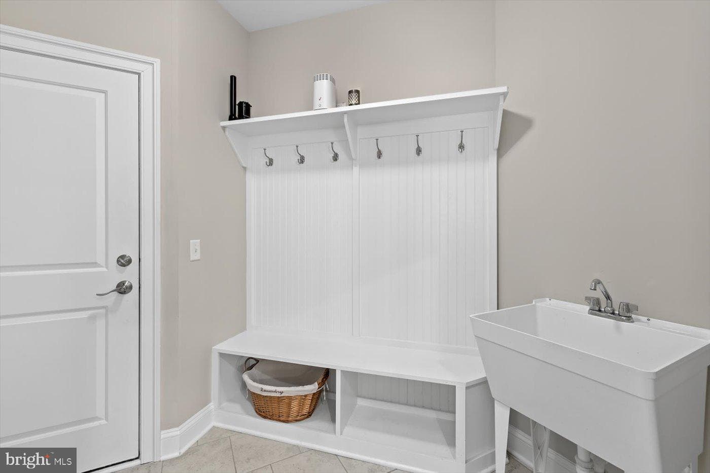 10902 Downton Avenue photo 30