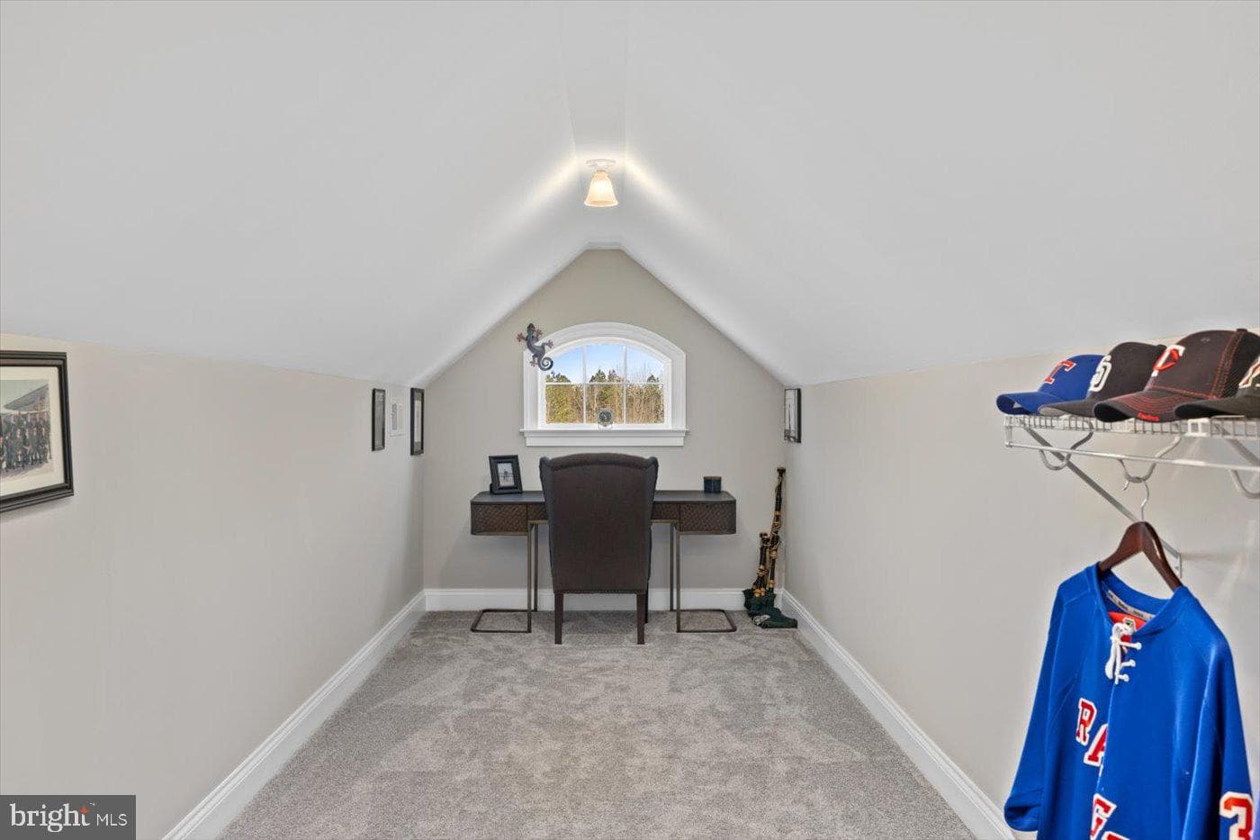10902 Downton Avenue photo 38