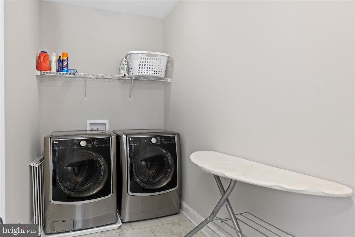 10902 Downton Avenue photo 46