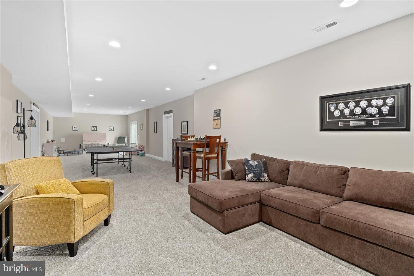 10902 Downton Avenue photo 53
