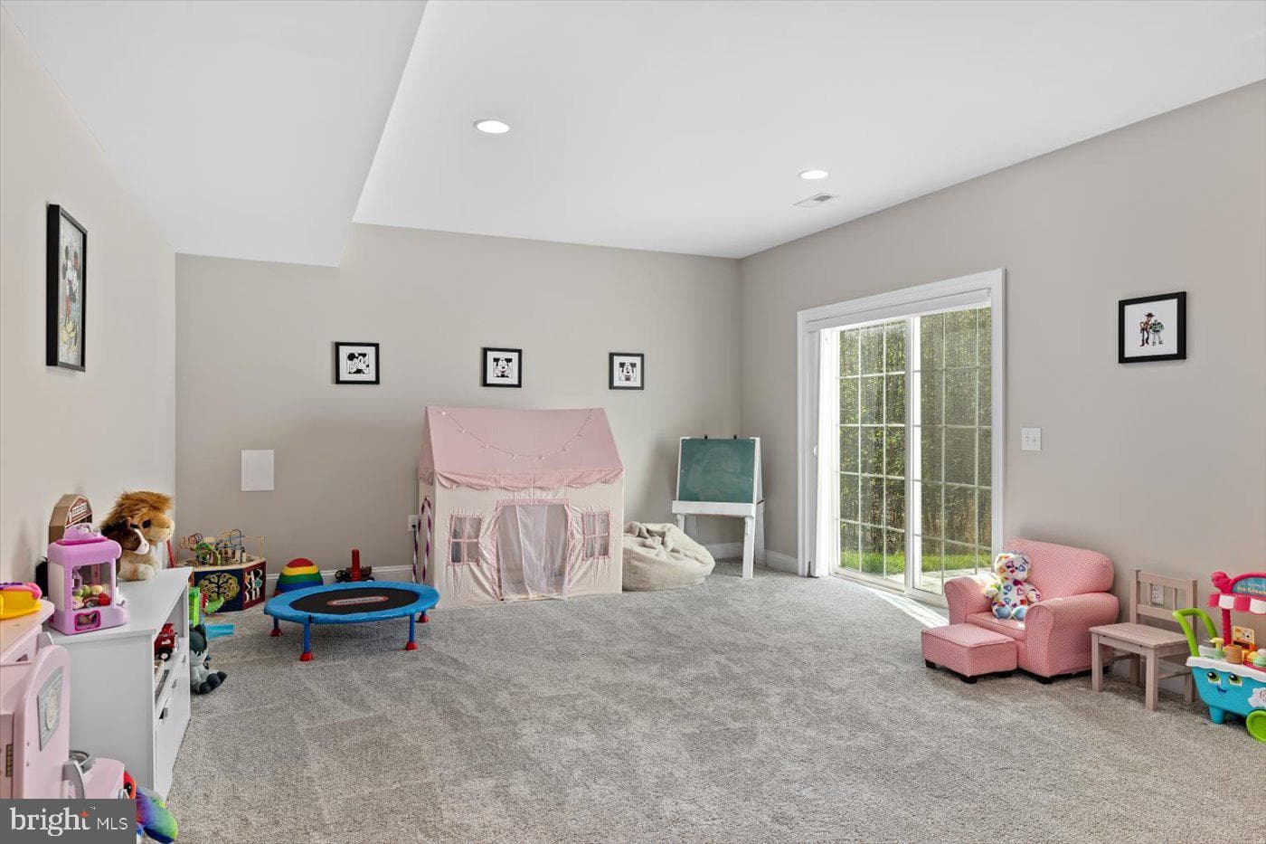 10902 Downton Avenue photo 54