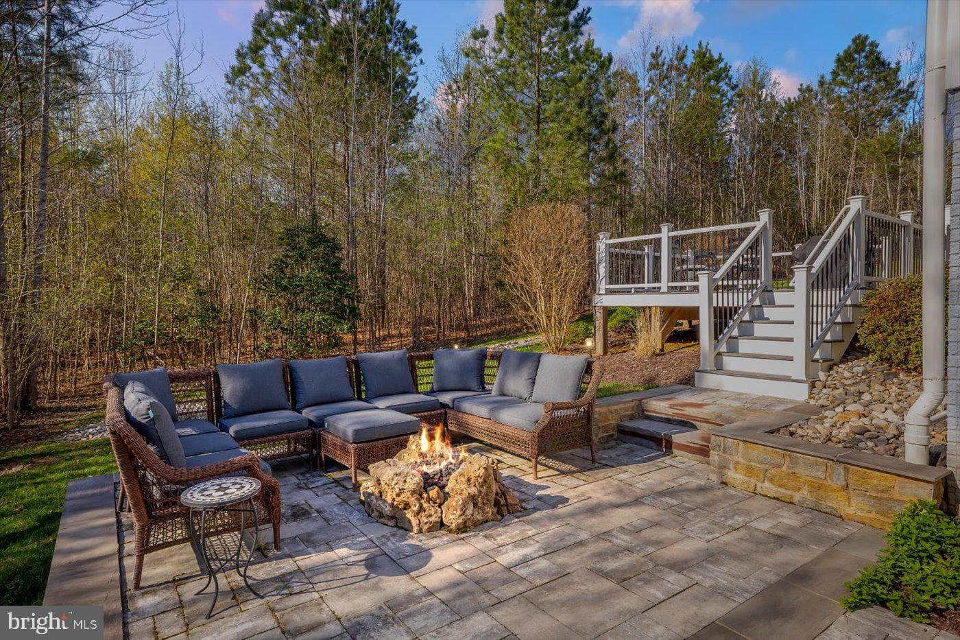 10902 Downton Avenue photo 58