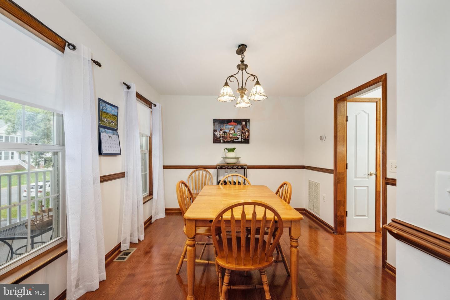 6217 Forest Grove Drive photo 8
