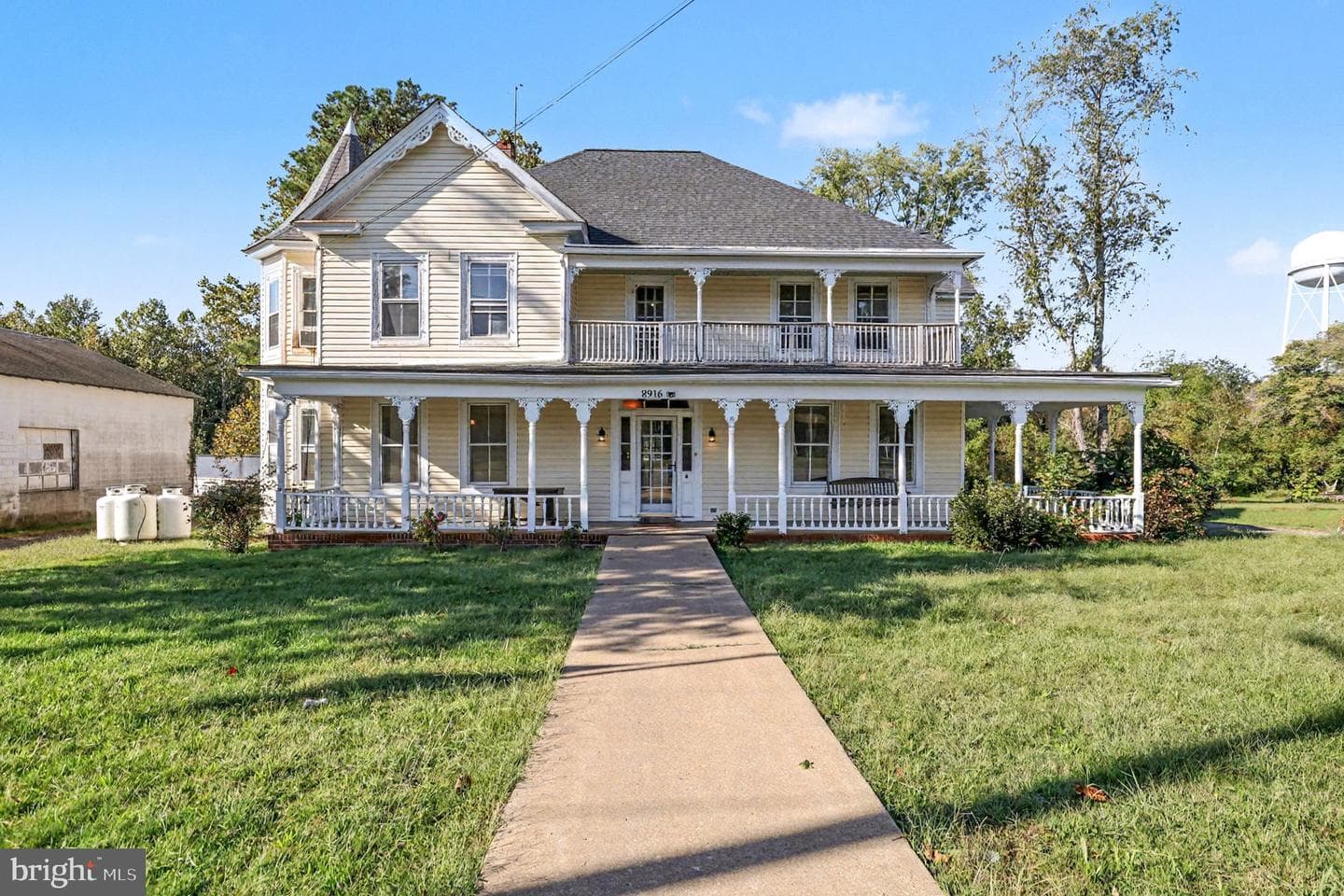 8916 Courthouse Road photo 2