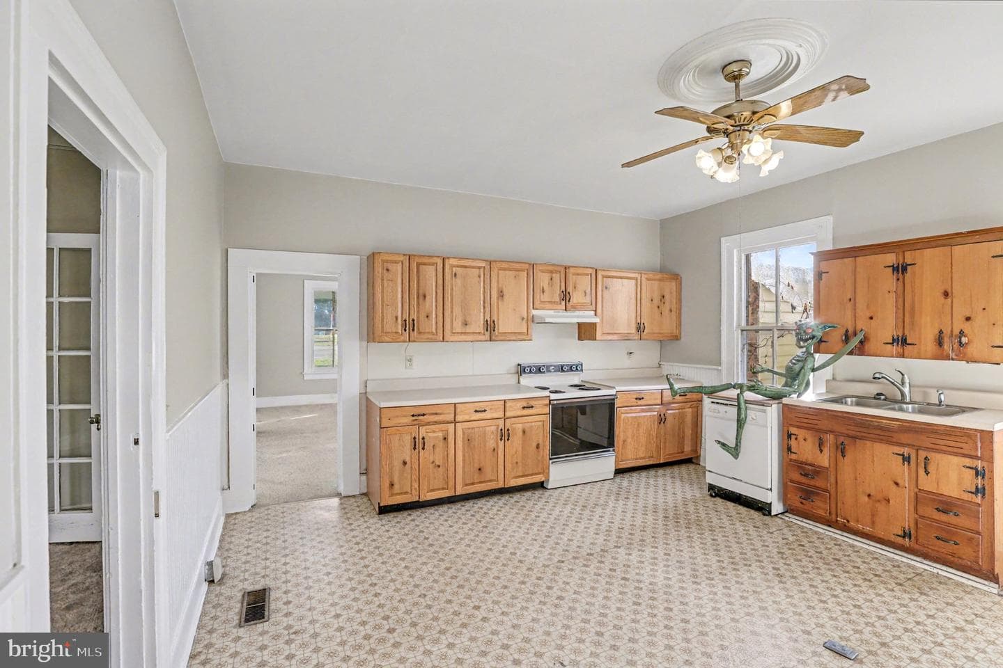8916 Courthouse Road photo 23