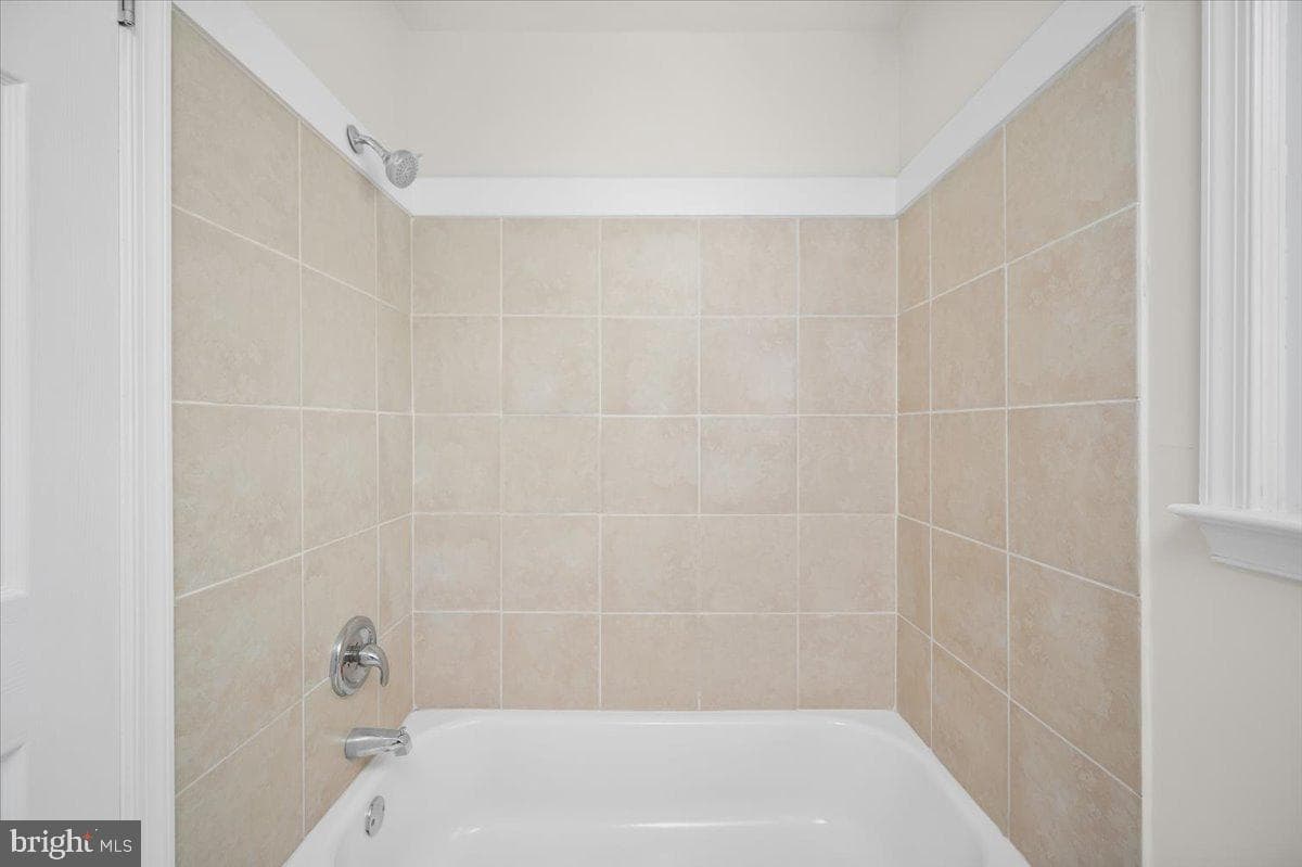11816 Rutherford Drive photo 24